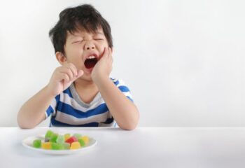 Seu filho está reclamando de sensibilidade ao comer/beber? Nem tudo é Cárie!